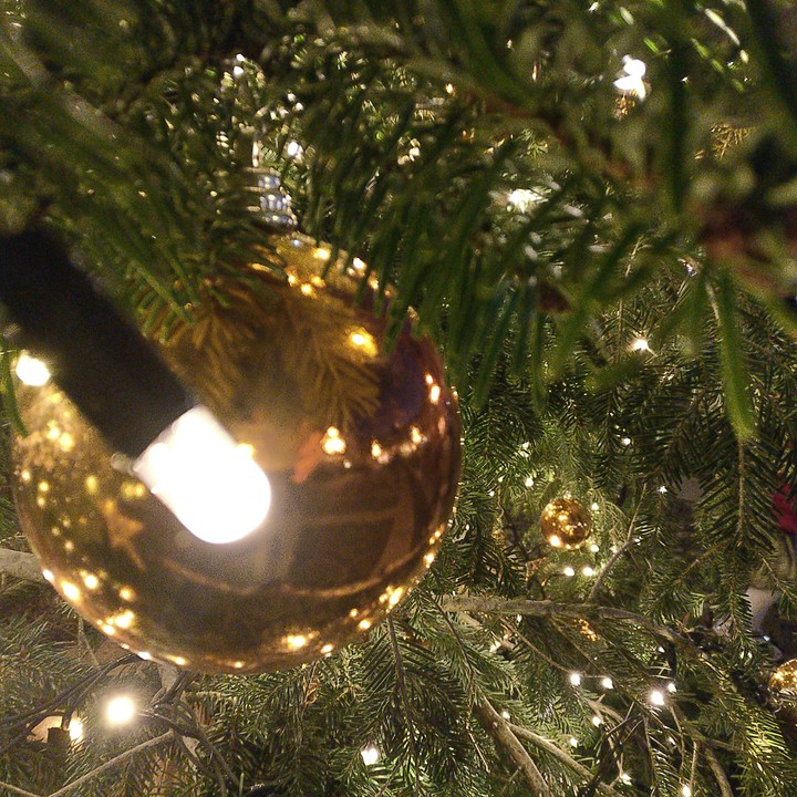 Christmas light and ball
