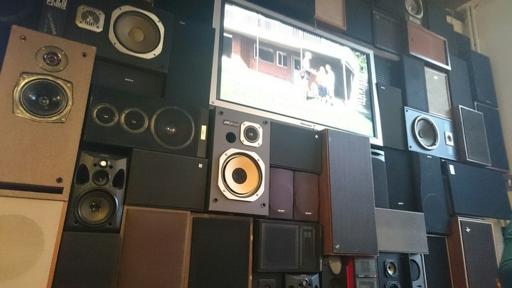 Boom television boxed in