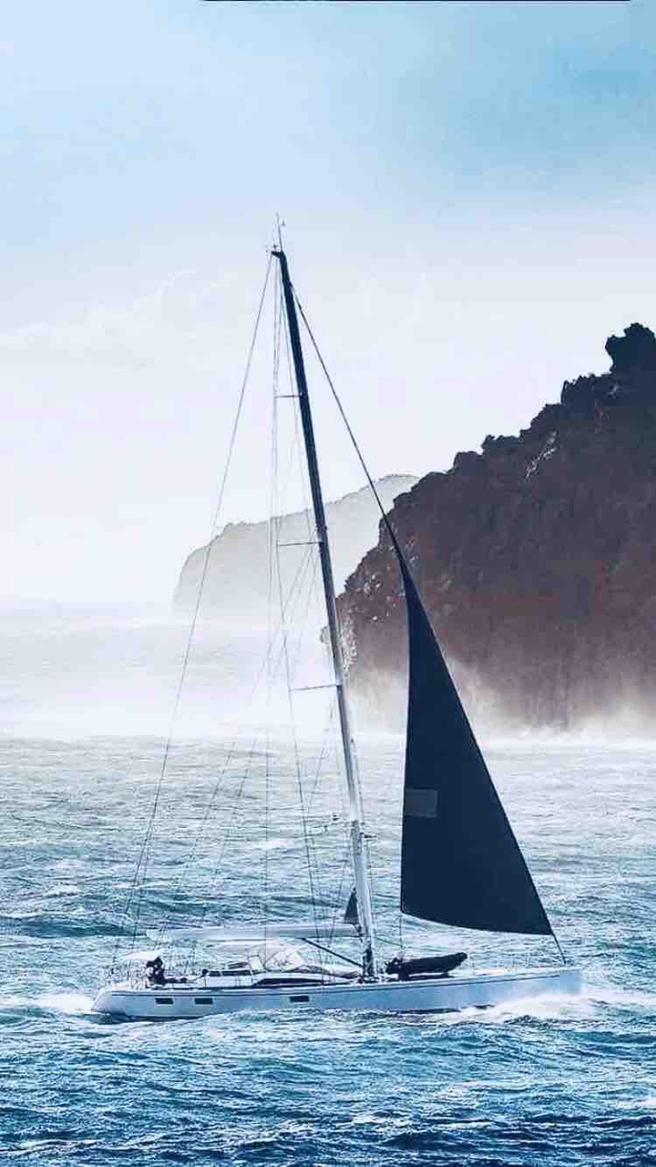 Sail boat
