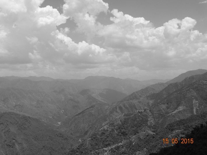 B & W sky