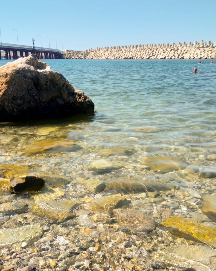 море