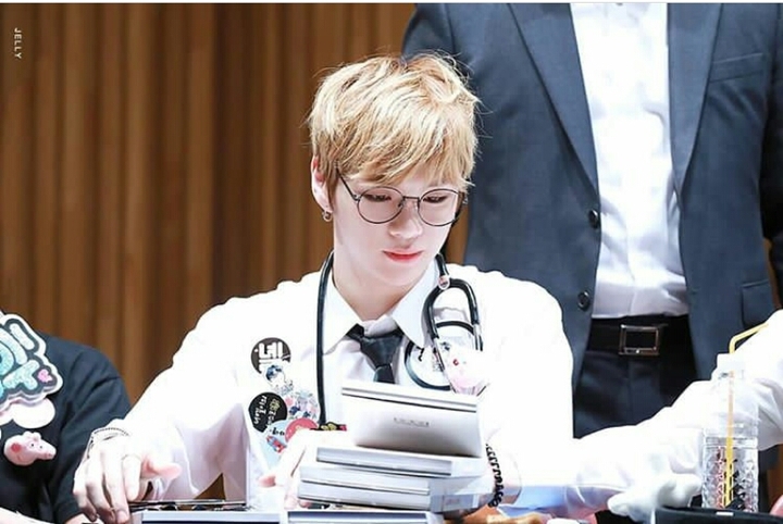 wanna one kang daniel