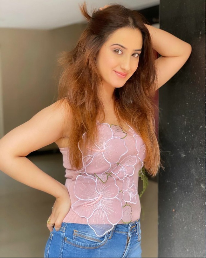 milky beauty aalisha
