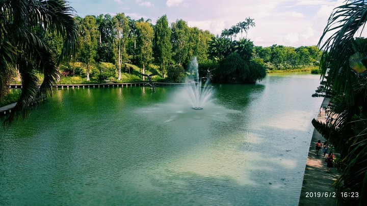 Lake in the afternoon