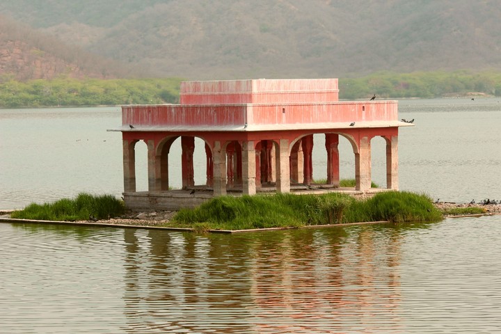 lake Jal mahal