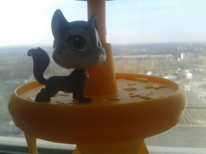 lps