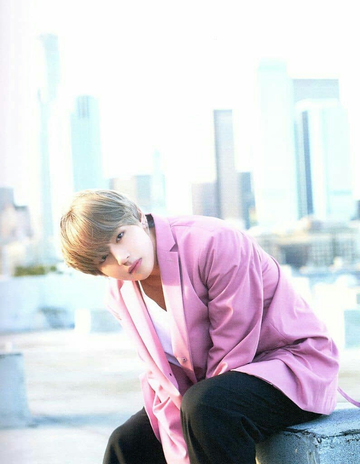 V BTS