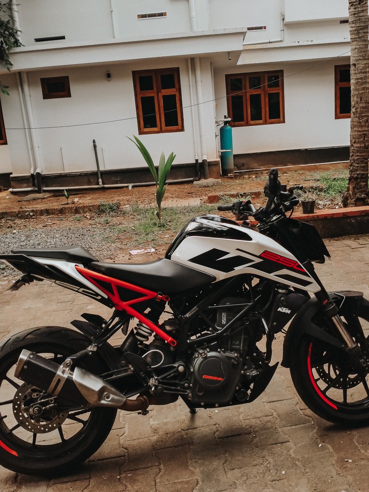 KTM DUKE 250