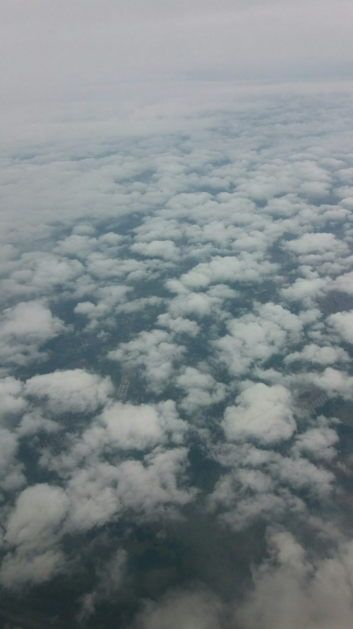 Acima das nuvens