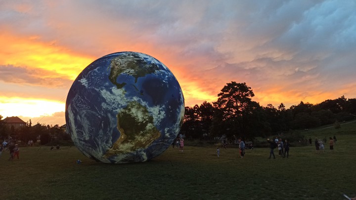 Earth on the Earth