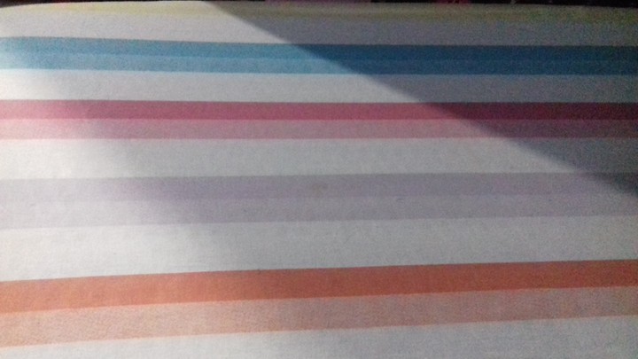 wrhite
