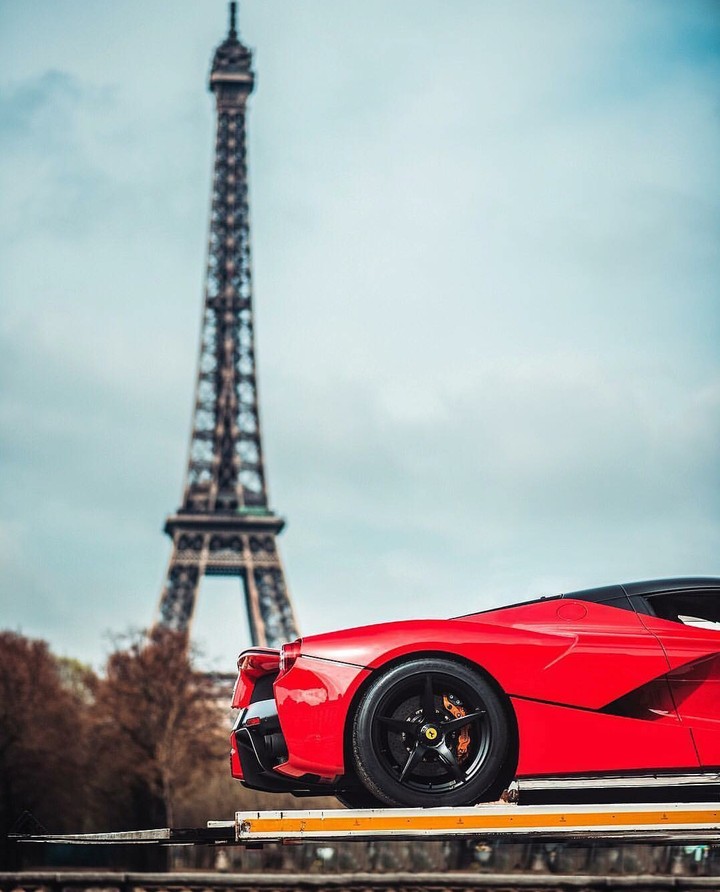 Ferrari laferrari