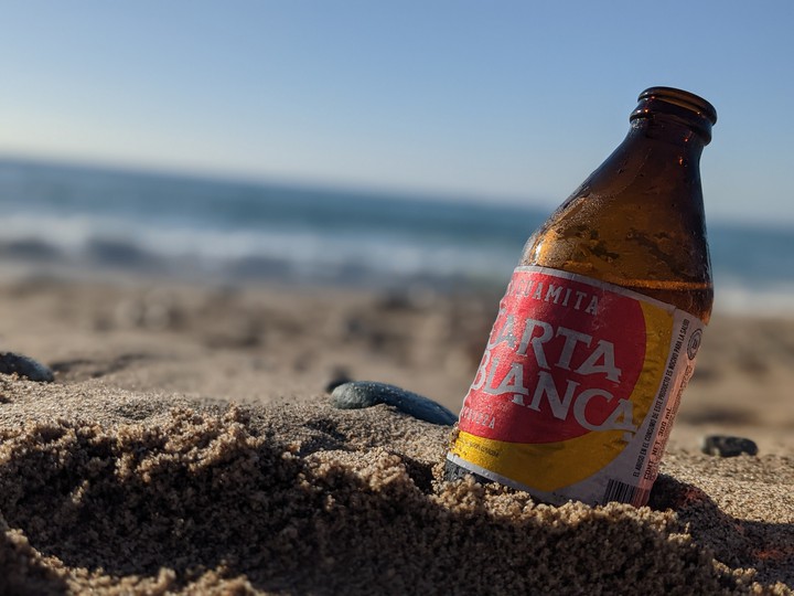cerveza en la playa
