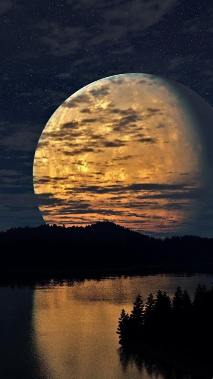Huge Moon