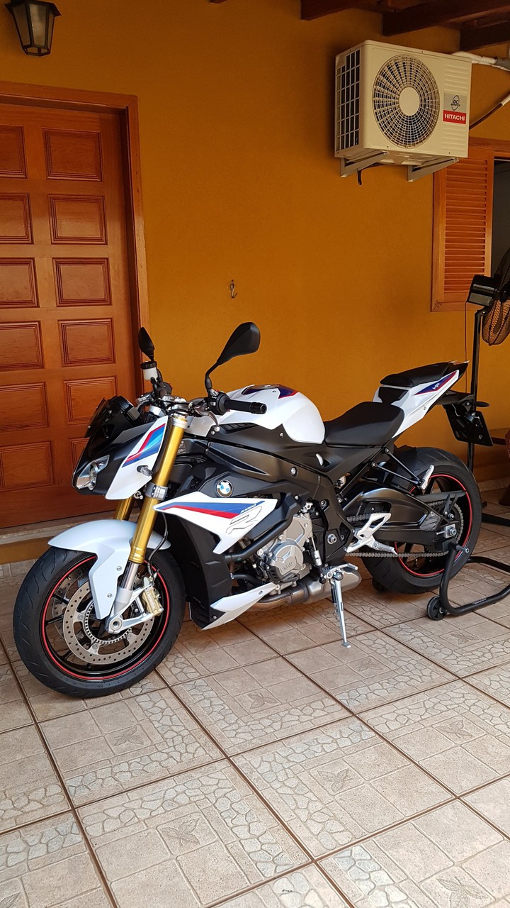 Bmw s 1000r