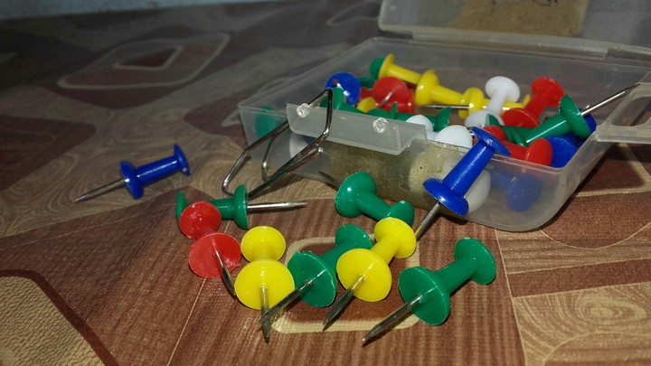 Pins..