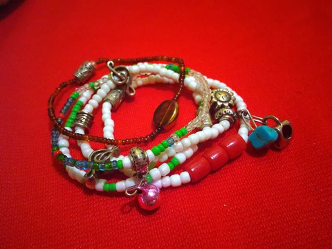 I designs bracelets