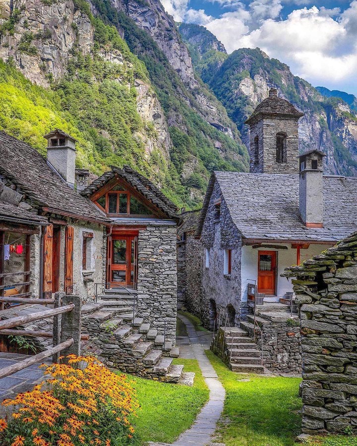 rock house japan