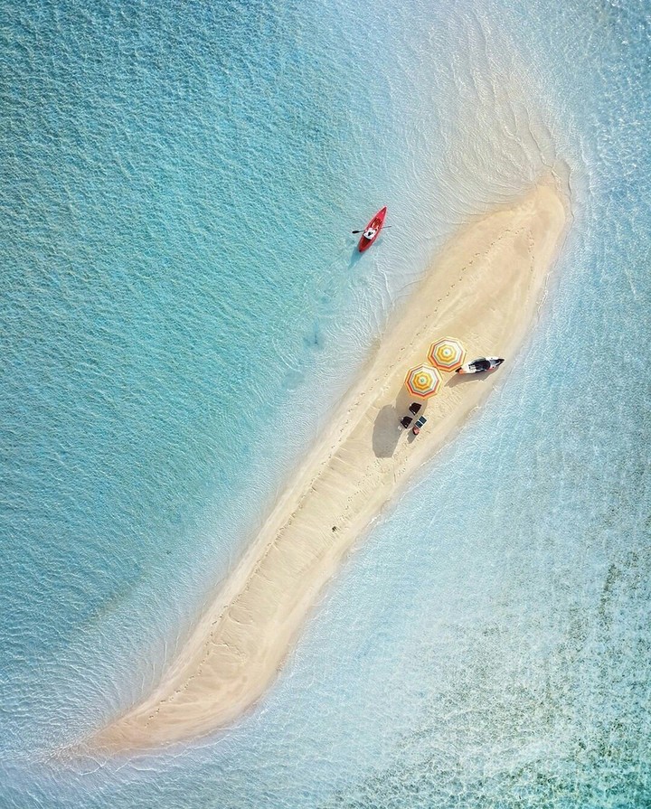 Kayak island ? just look like kayak, not a name