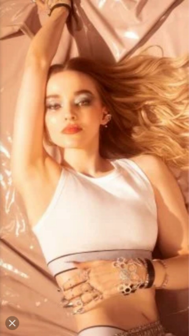 dove cameron