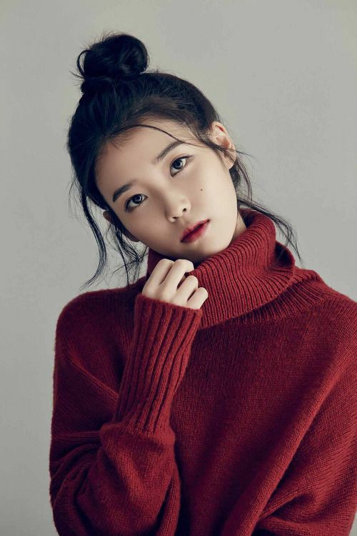 IU