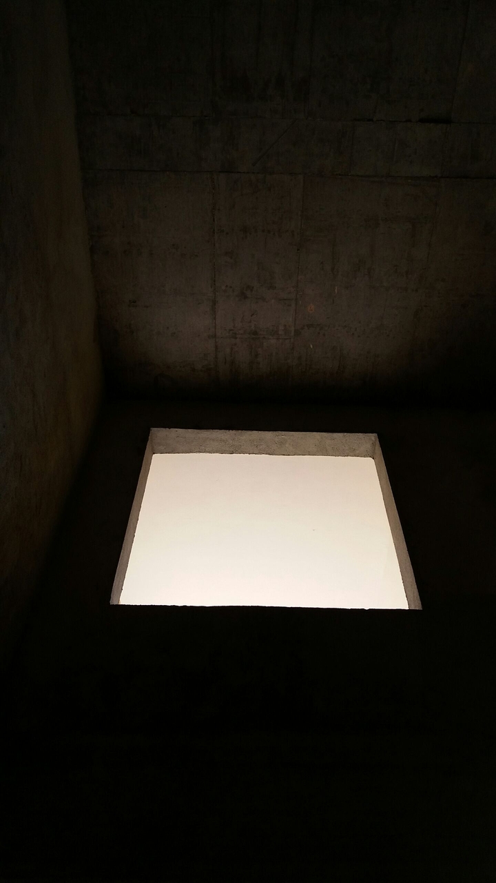 ◻