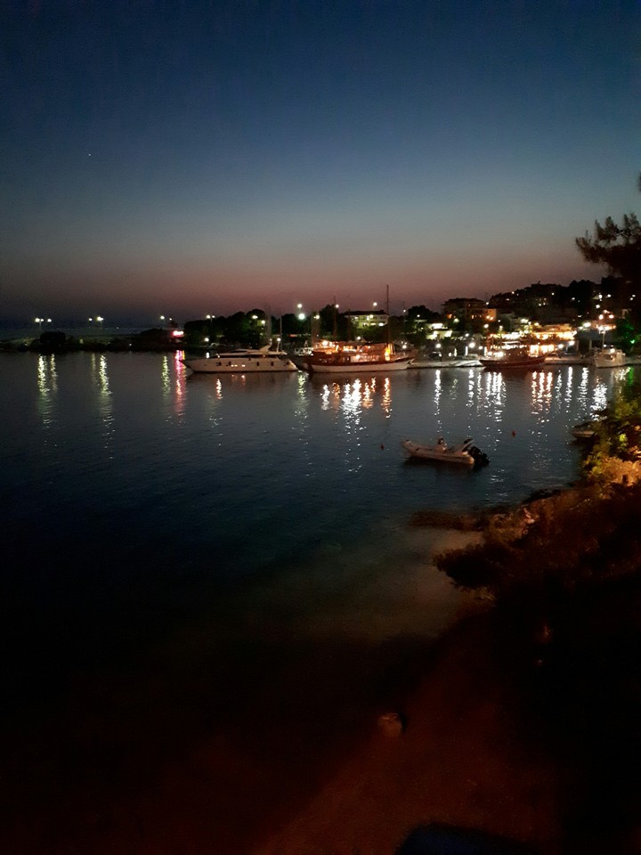 Small port