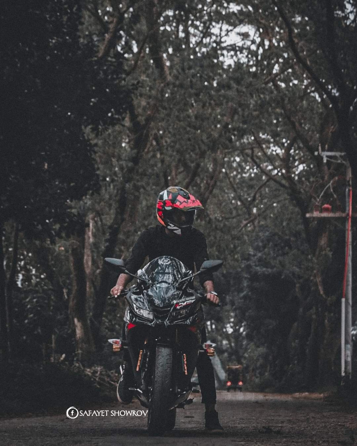 R15