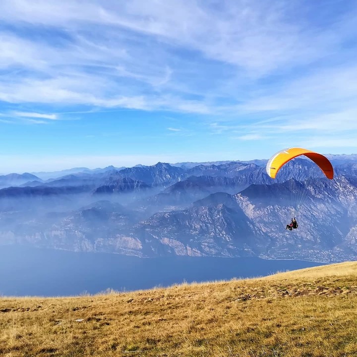 Paraglider am Monte Baldo