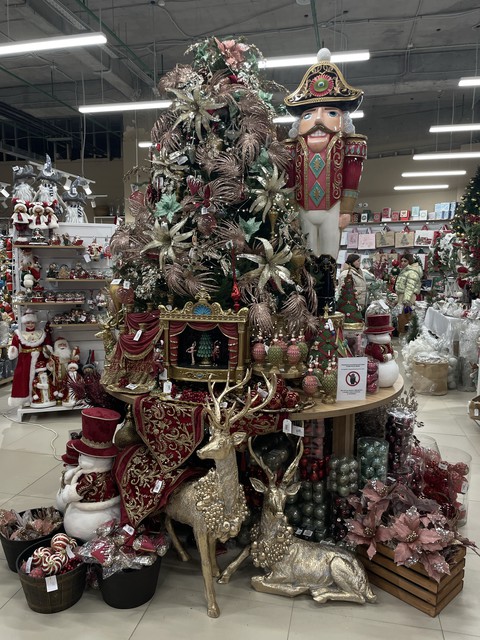 tapety evergreen, Retail