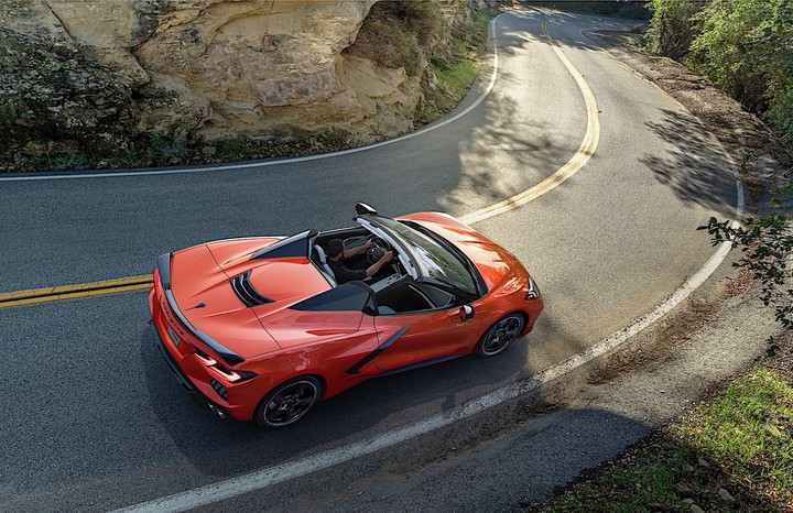 Corvette C8
