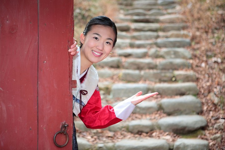 Couple in Korean Dress II
