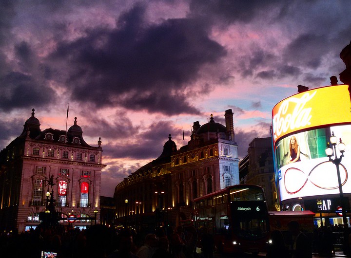 Purpledilly Circus