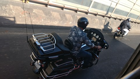 HARLEY DAVIDSON