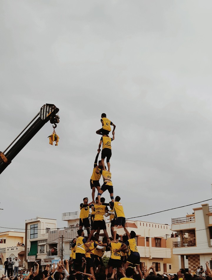 Dhai Handi