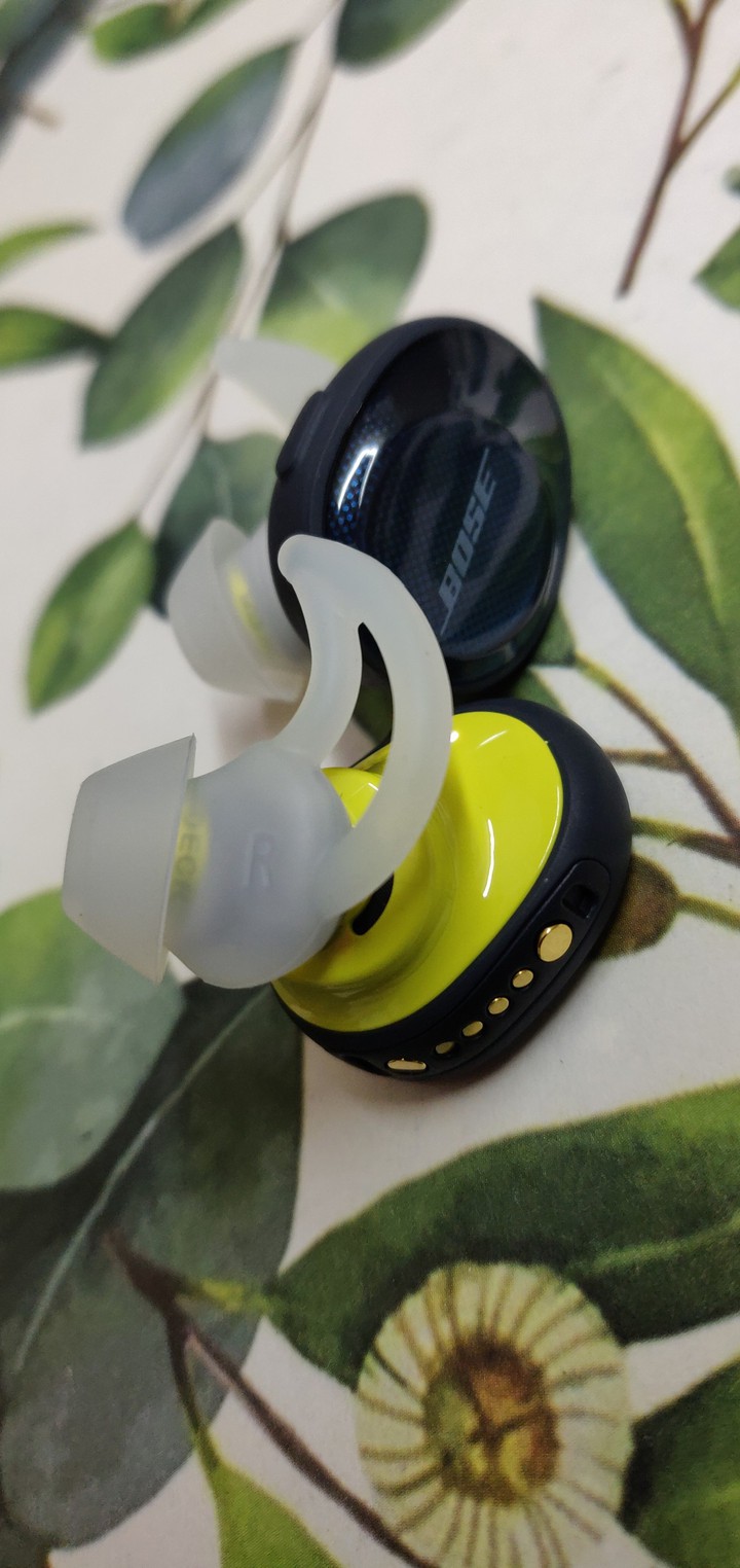 ear buds