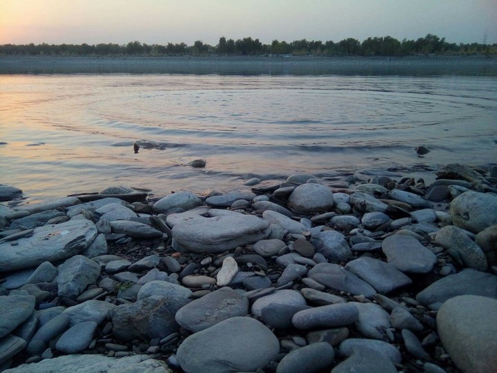 Dame water beauty in winter with sun set