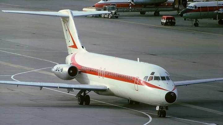 DC 9