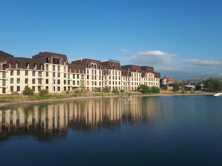 Old Airport Lake