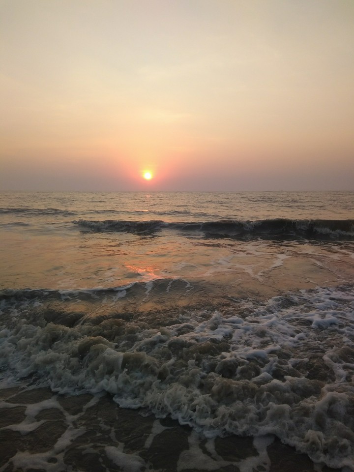 Dahanu Beach