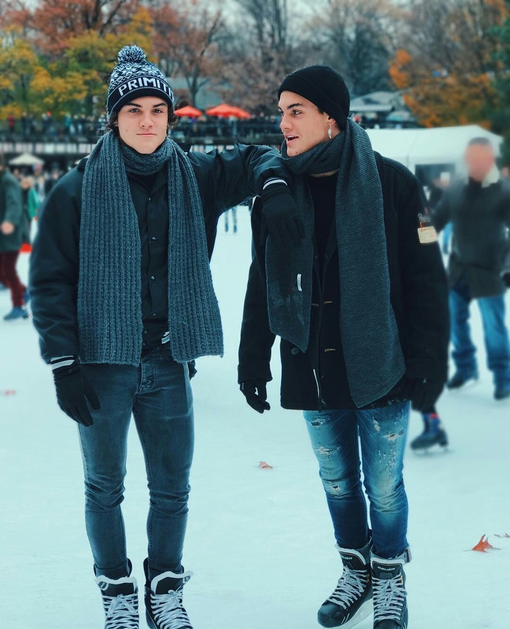 Dolan twins