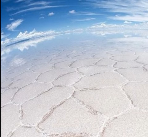 one of the world's largest mirrors, Bolivia