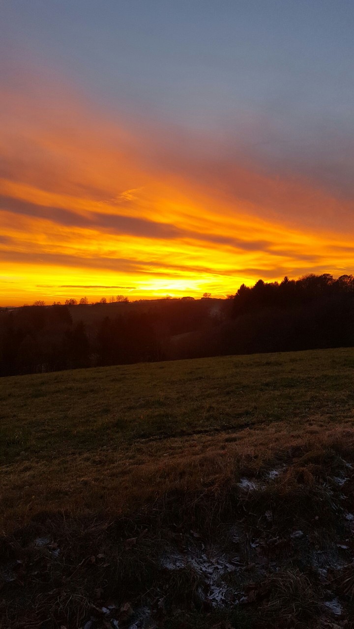 glühender Himmel