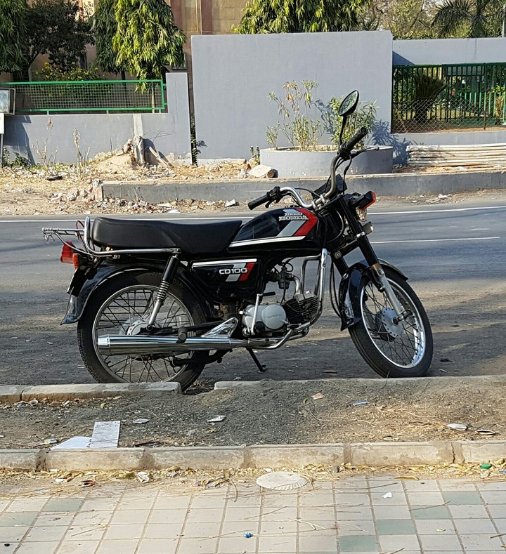 CD 100