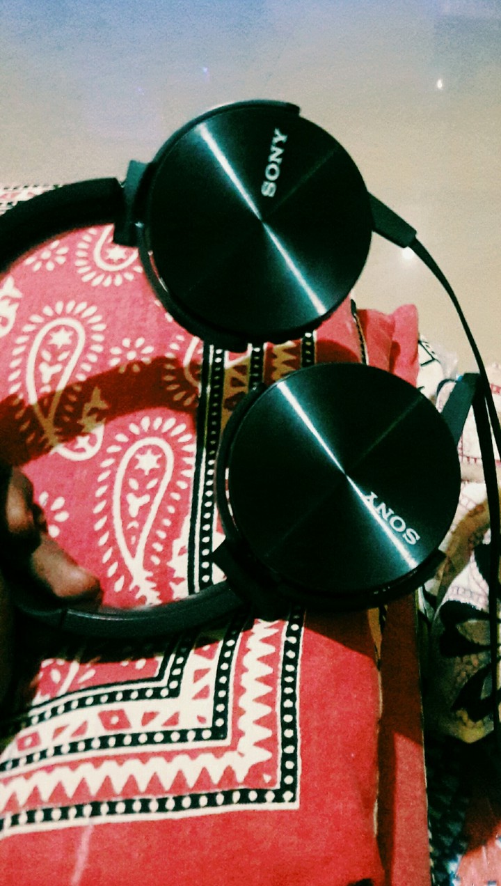 headphone