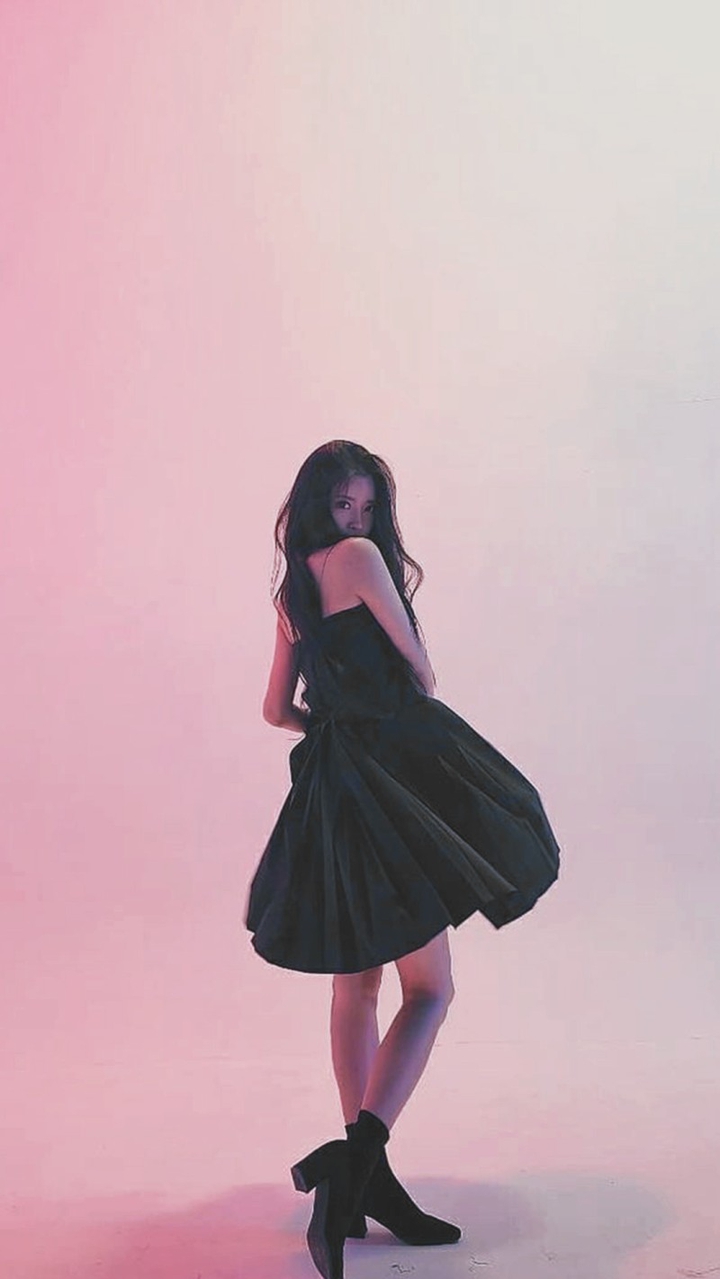 Korean singer Lovelyz Lee Mi-joo