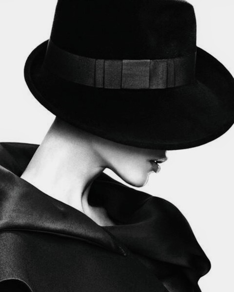 Feminino