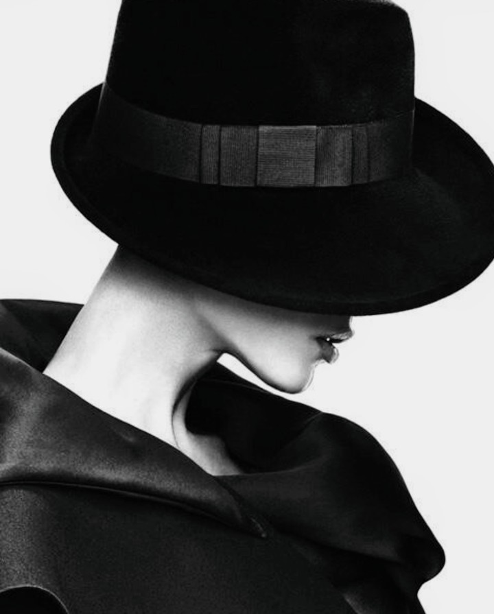 Feminino