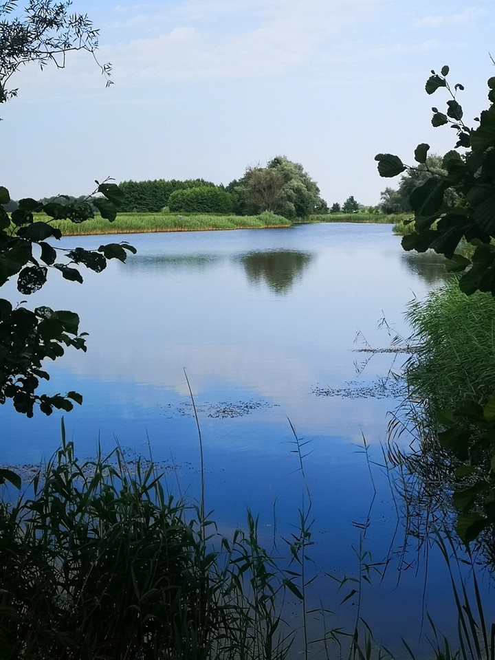jezioro cząstkow