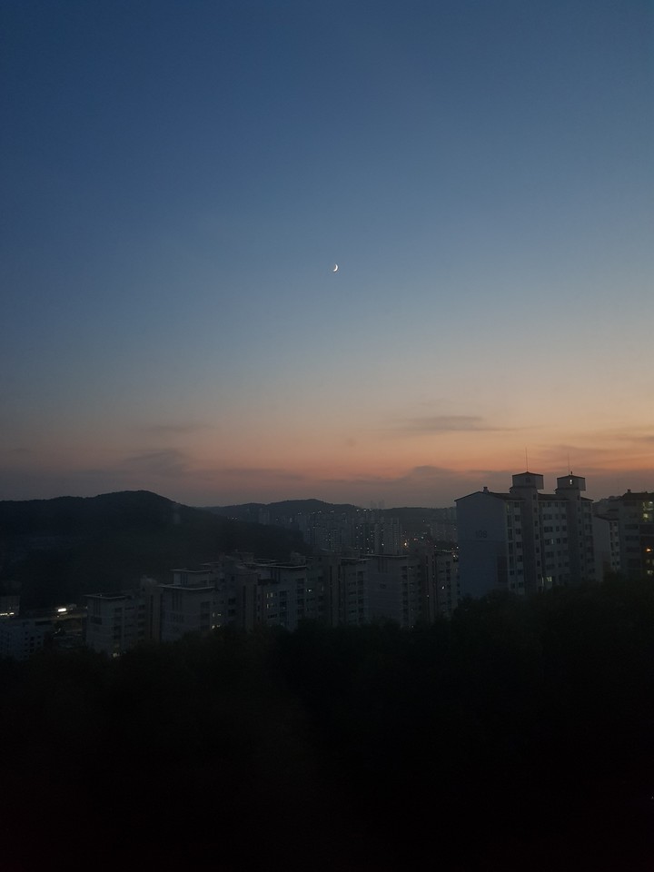 Moon, Yong-In, South Korea